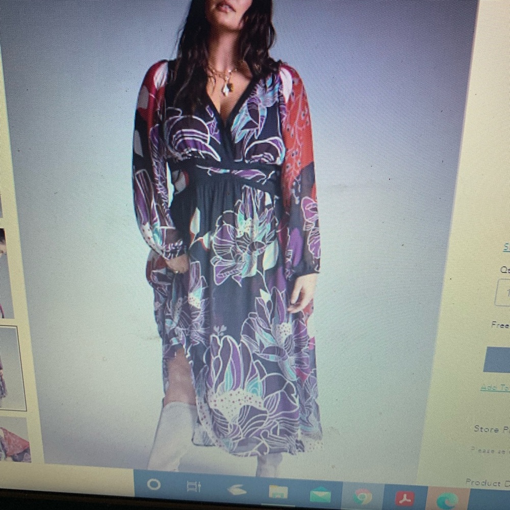 Floral V-Neck Long Sleeve Midi Dress in Black and Purple